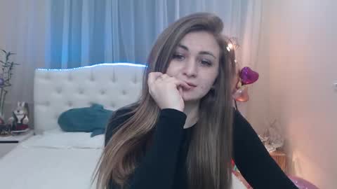 Snapshot of beataangel chatting on March 5, 9:05 am beataangel online show from March 5, 9:05 am