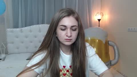 Snapshot of beataangel chatting on September 17, 8:16 am beataangel online show from September 17, 8:16 am