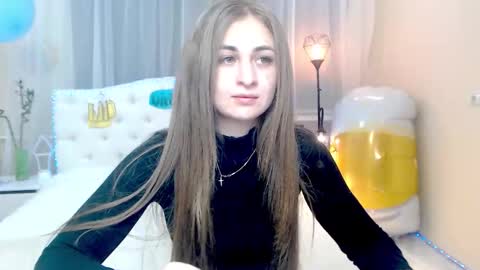 Snapshot of beataangel chatting on October 4, 8:34 am beataangel online show from October 4, 8:34 am