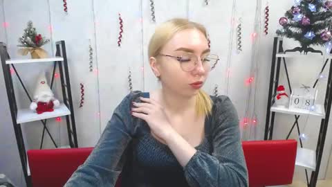 BeatriceFlyy online show from January 8, 12:15 pm