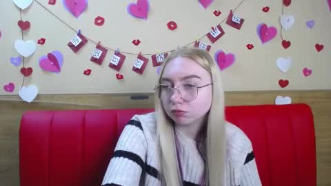 BeatriceFlyy online show from February 20, 3:19 pm