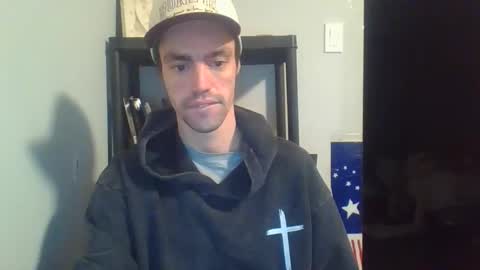 Snapshot of beaulieu2027 chatting on December 13, 9:31 pm beaulieu2027 online show from December 13, 9:31 pm