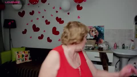 your Lana online show from March 9, 9:24 am