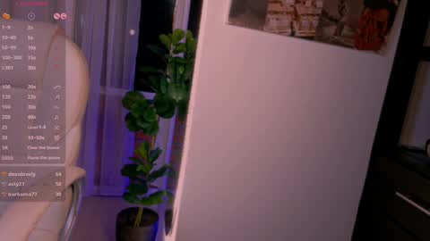 Snapshot of beautifulchleo chatting on February 25, 5:19 am Chleo online show from February 25, 5:19 am