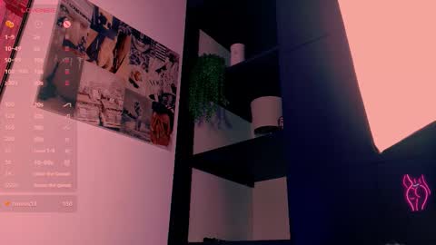 Snapshot of beautifulchleo chatting on November 13, 1:15 am Chleo online show from November 13, 1:15 am