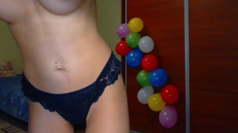 Snapshot of beauty_fruity chatting on December 27, 11:50 am Maria online show from December 27, 11:50 am