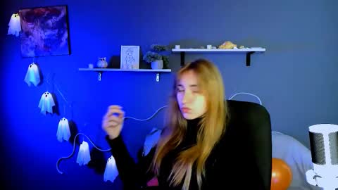 beauty_ginger online show from October 27, 9:35 am