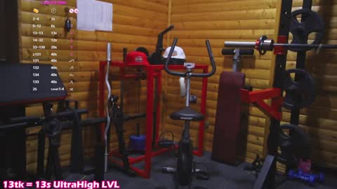 Snapshot of beautyasya chatting on December 4, 5:05 am Asya online show from December 4, 5:05 am