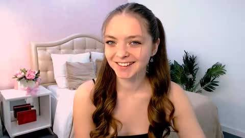 Gloria online show from September 25, 1:15 pm