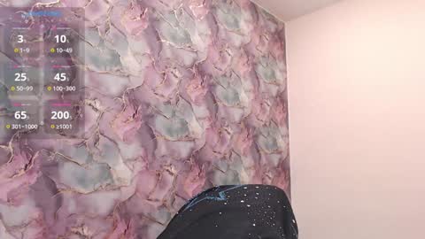 BeccaHert online show from December 13, 11:02 am