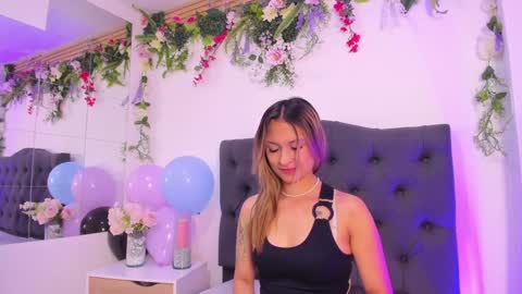 beccamilanni online show from January 15, 12:58 pm