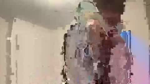 Snapshot of beeb0y chatting on September 13, 4:29 pm beeb0y online show from September 13, 4:29 pm