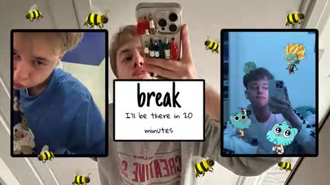 Snapshot of beeb0y chatting on November 19, 1:33 pm beeb0y online show from November 19, 1:33 pm