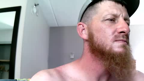 Snapshot of begme88 chatting on December 2, 3:03 pm begme88 online show from December 2, 3:03 pm