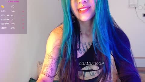   online show from December 2, 5:37 pm