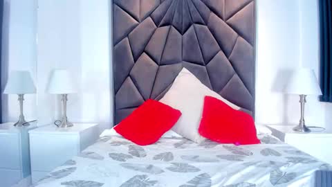 BELLA  online show from November 11, 4:23 am