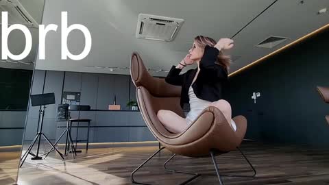 Snapshot of bella_alita chatting on January 6, 2:37 am lita online show from January 6, 2:37 am