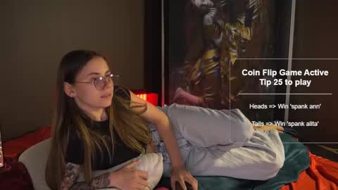 Snapshot of bella_alita chatting on February 21, 3:01 am lita online show from February 21, 3:01 am