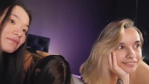 Snapshot of bella_alita chatting on March 3, 7:54 am lita online show from March 3, 7:54 am