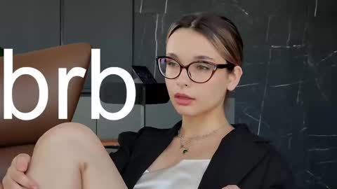 Snapshot of bella_alita chatting on March 9, 2:50 am lita online show from March 9, 2:50 am