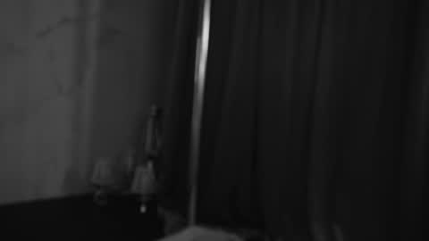 Snapshot of bella_alita chatting on September 12, 8:42 pm lita online show from September 12, 8:42 pm