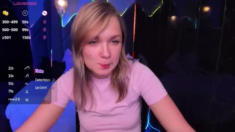 Bella online show from October 17, 5:37 pm