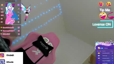 Snapshot of bella_cute2 chatting on January 12, 8:04 am Your babe online show from January 12, 8:04 am