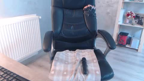      online show from January 17, 10:44 am