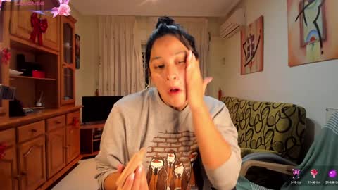 bella_pocahontas3 online show from January 18, 5:31 am