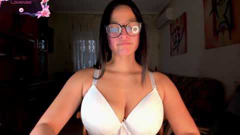 bella_pocahontas3 online show from February 2, 5:26 pm