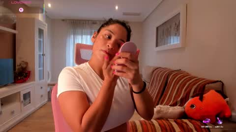 bella_pocahontas3 online show from September 29, 4:23 pm