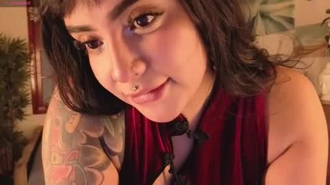 Snapshot of bellaa_miller chatting on October 11, 7:45 pm Bella online show from October 11, 7:45 pm