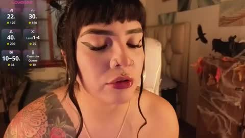 Snapshot of bellaa_miller chatting on October 21, 7:58 pm Bella online show from October 21, 7:58 pm