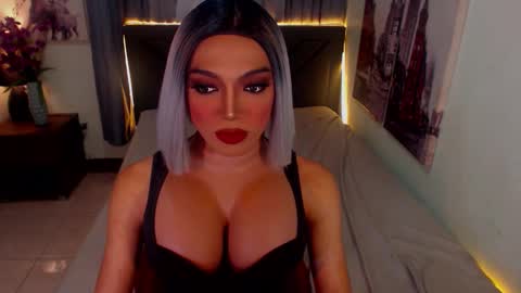 Snapshot of bellabumzyx chatting on November 16, 6:19 am Volta online show from November 16, 6:19 am