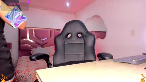 Snapshot of belladiamond18 chatting on September 16, 12:33 am TELL ME GODDESS NEXT Transmission 01122024 9PM TO 4AMColombian hour THANKS Follow me online show from September 16, 12:33 am