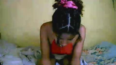 bellaena online show from October 7, 2:25 pm