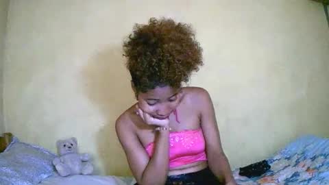 bellaena online show from October 9, 1:31 pm