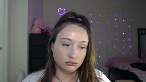 Bella Monroe online show from January 17, 4:49 am