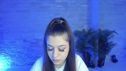 BellaNoir  online show from November 25, 5:51 am