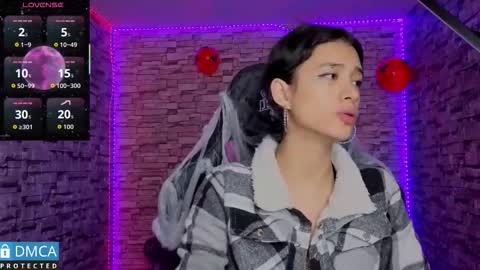   online show from October 17, 11:29 pm