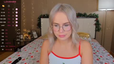 Bella online show from December 28, 12:47 am