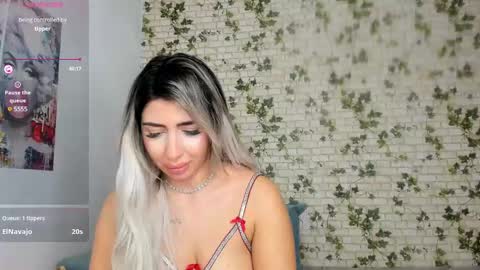 LucyJelly online show from January 3, 1:38 am