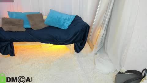 Belle online show from November 3, 1:08 am