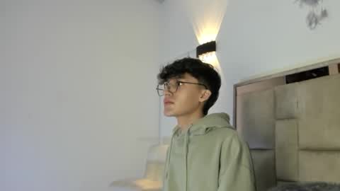 Neon online show from October 13, 11:32 am