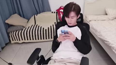 Ben online show from November 29, 3:37 pm