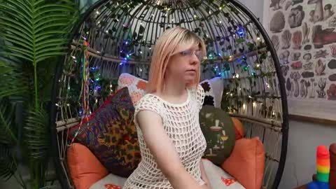 Willow online show from September 24, 11:13 am