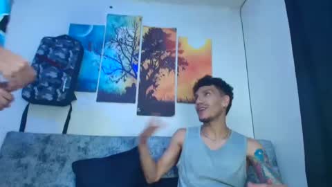 Snapshot of benjamin613999 chatting on September 20, 1:50 am benjamin online show from September 20, 1:50 am