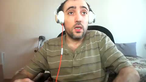 Snapshot of bentish chatting on December 25, 9:24 am bentish online show from December 25, 9:24 am