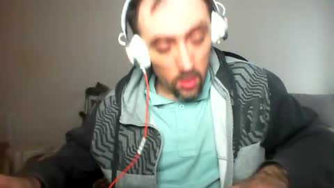 Snapshot of bentish chatting on December 29, 2:10 pm bentish online show from December 29, 2:10 pm