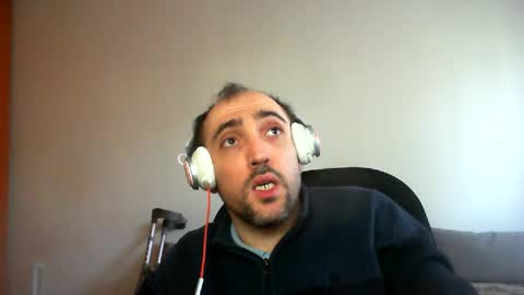 Snapshot of bentish chatting on January 7, 12:41 pm bentish online show from January 7, 12:41 pm